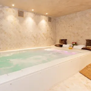 https://adler-cavalieri.it-tuscanyhotel.com