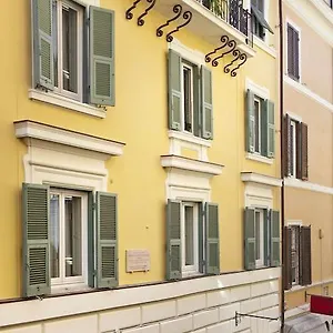 Garibaldi Piazza Di Spagna Maison d'hôtes Rome