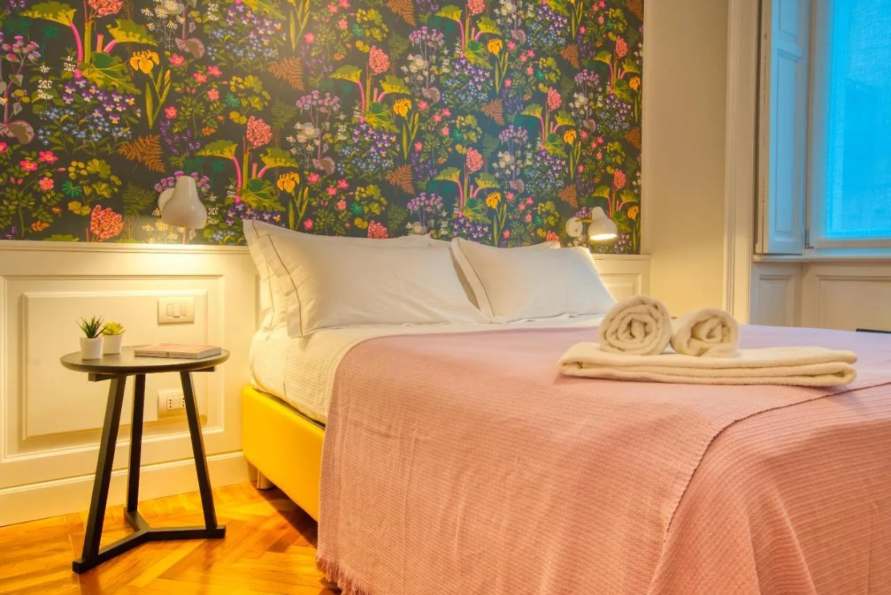 Dimora Claudia - Elegante Matrimoniale Con Bagno, Private Rooms, Self Check In, No Reception Milán 0*,